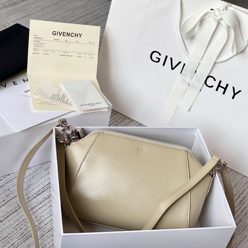 Givenchy Bag 2209SW0025