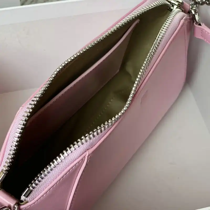 Givenchy Bag 2209SW0027