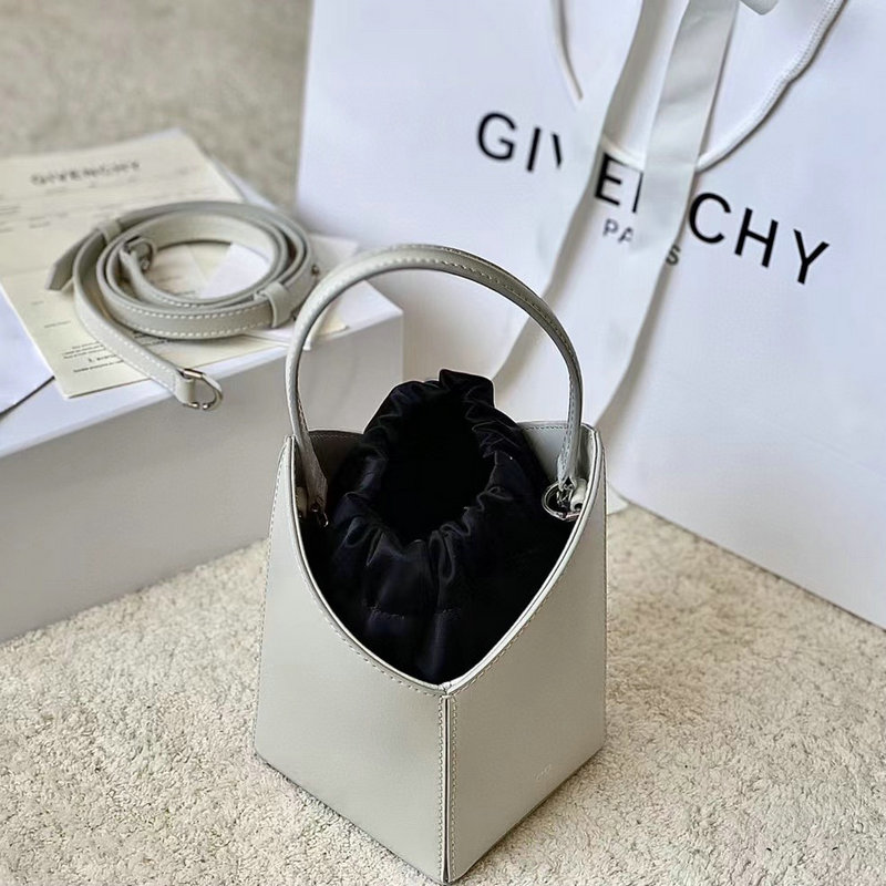 FASH Givenchy Bag 2209SW0031