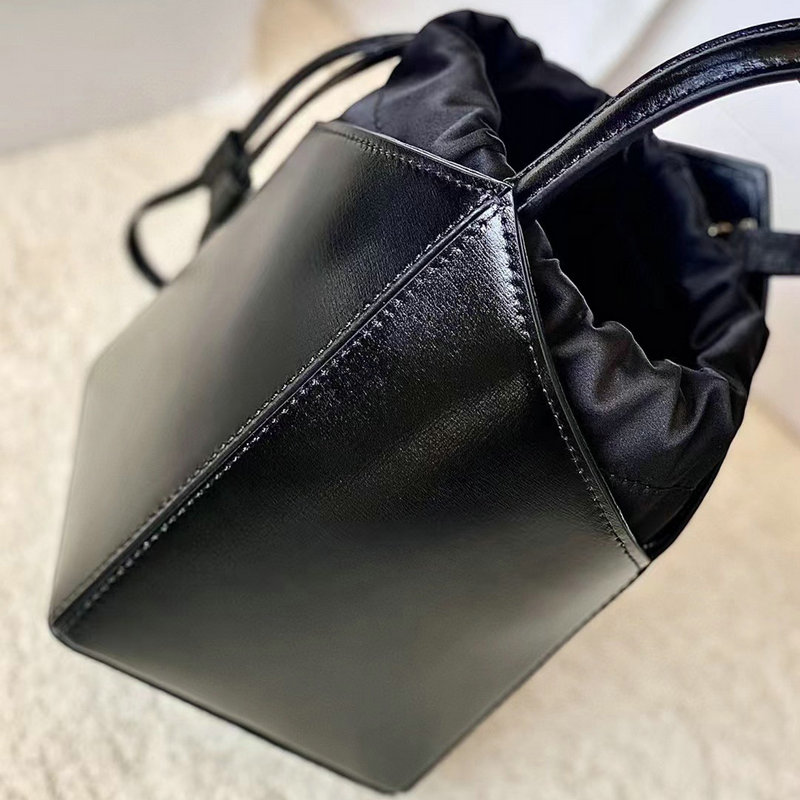 FASH Givenchy Bag 2209SW0032