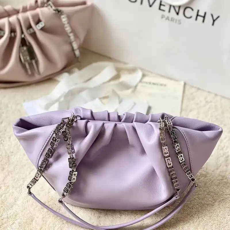 Givenchy Bag 2209SW0037