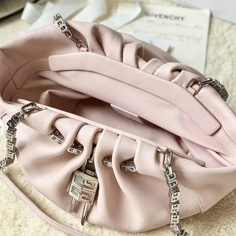 Fashionrepsfam ru Givenchy Bag 2209SW0038