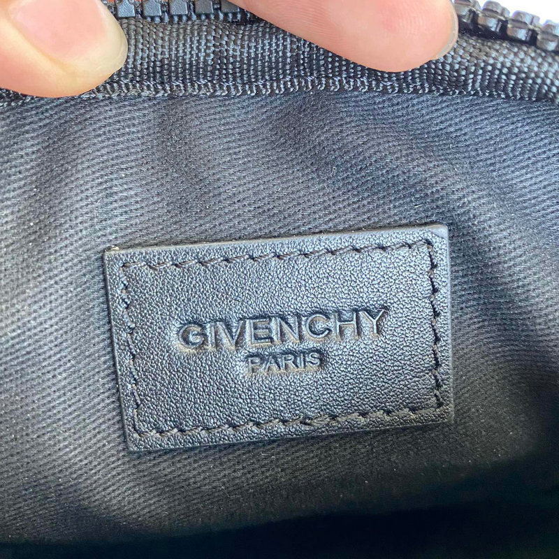 FASH Givenchy Bag 2209SW0039