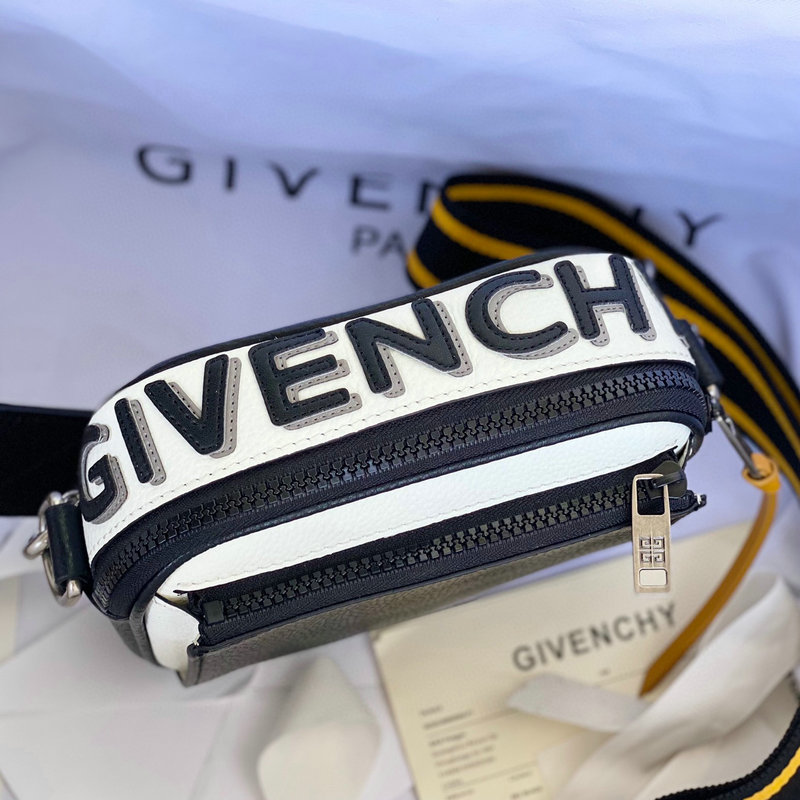 FASH Givenchy Bag 2209SW0040