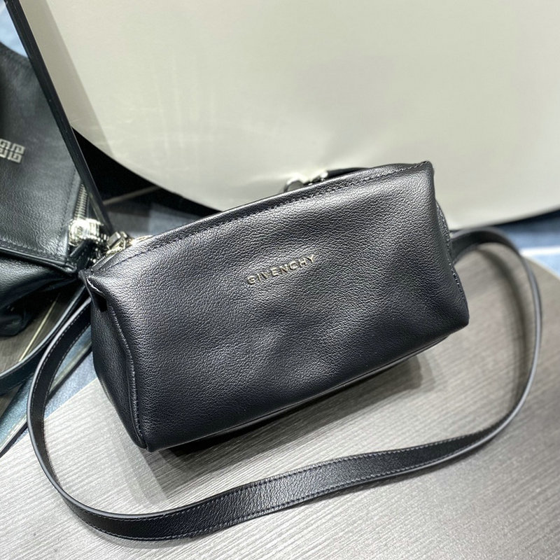 FASH Givenchy Bag 2209SW0042