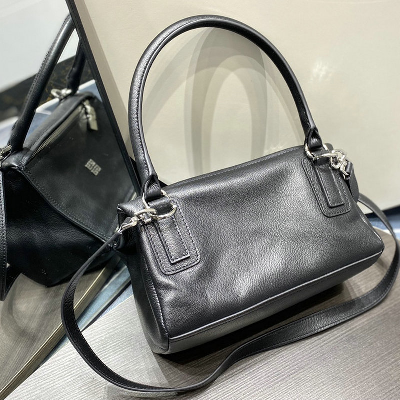 FASH Givenchy Bag 2209SW0043