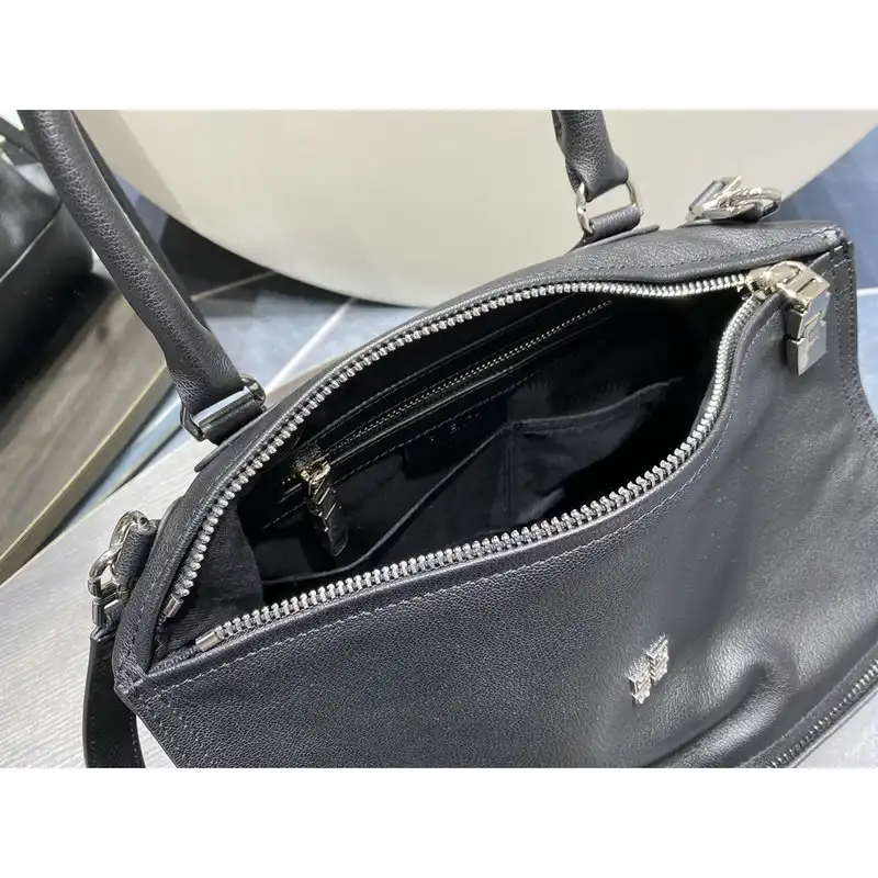 Givenchy Bag 2209SW0044