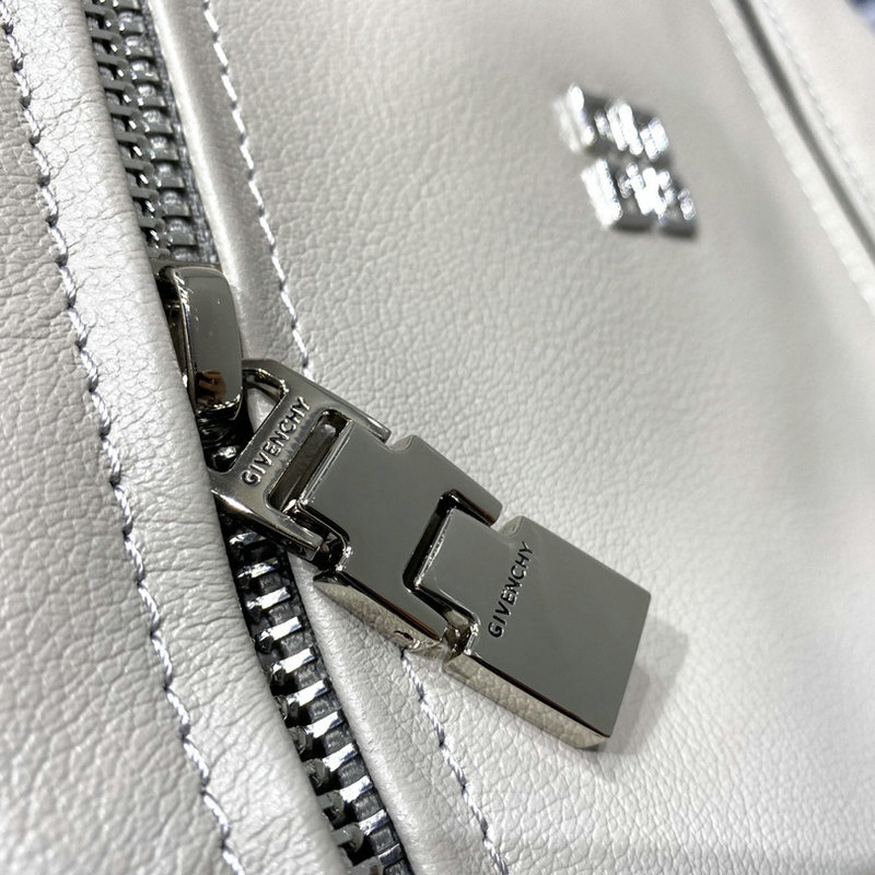 Givenchy Bag 2209SW0046