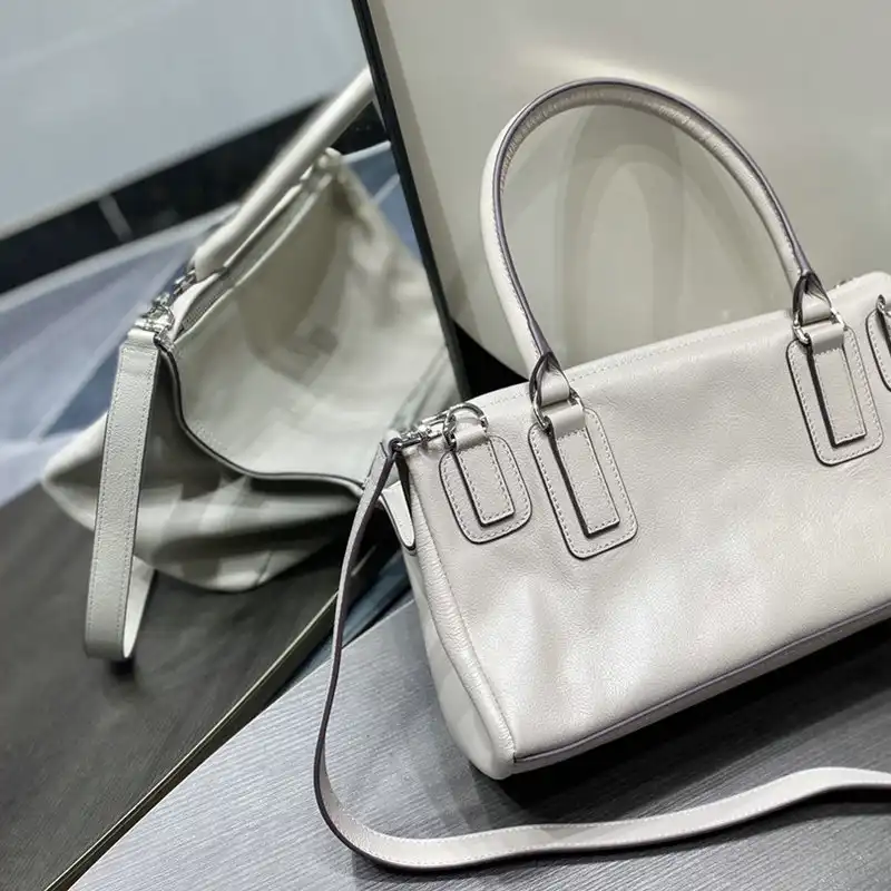 Givenchy Bag 2209SW0047