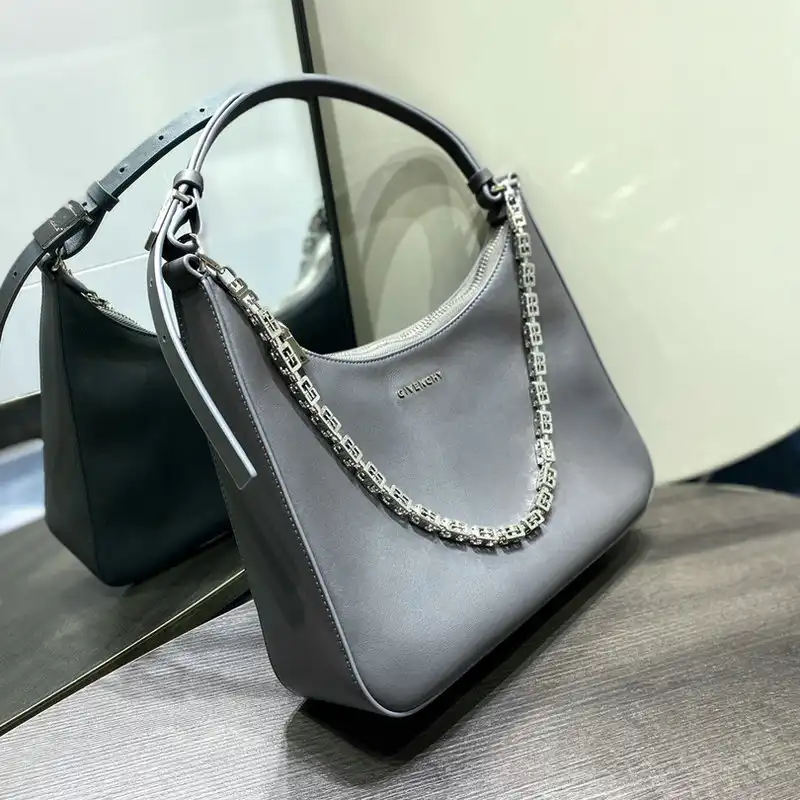 Fashionrepsfam ru Givenchy Bag 2209SW0055