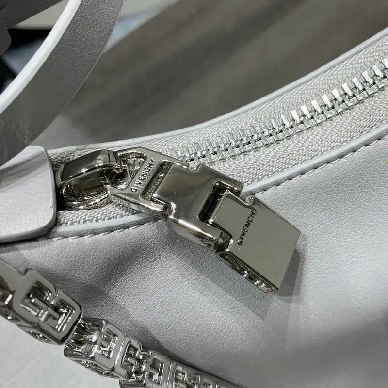 Fashionrep Givenchy Bag 2209SW0056