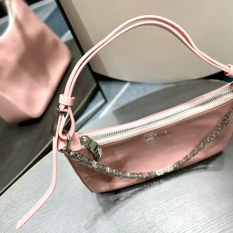 Givenchy Bag 2209SW0059