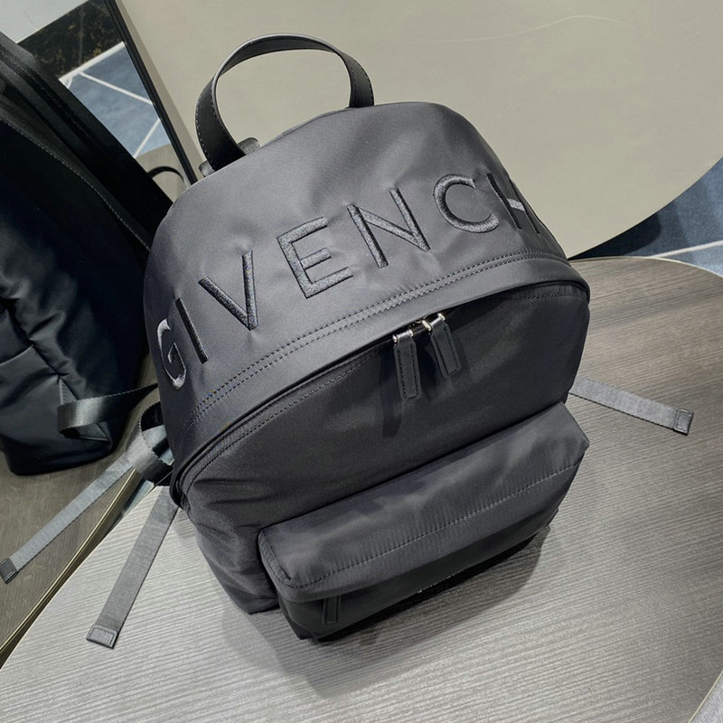 FASH Givenchy Bag 2209SW0061