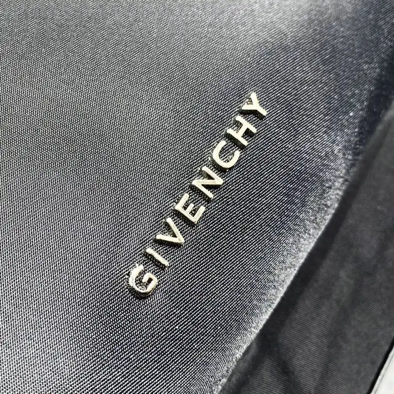 Givenchy Bag 2209SW0063