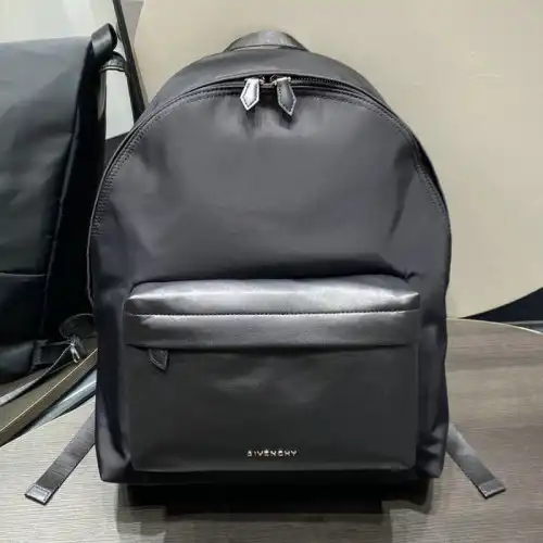 Givenchy Bag 2209SW0066