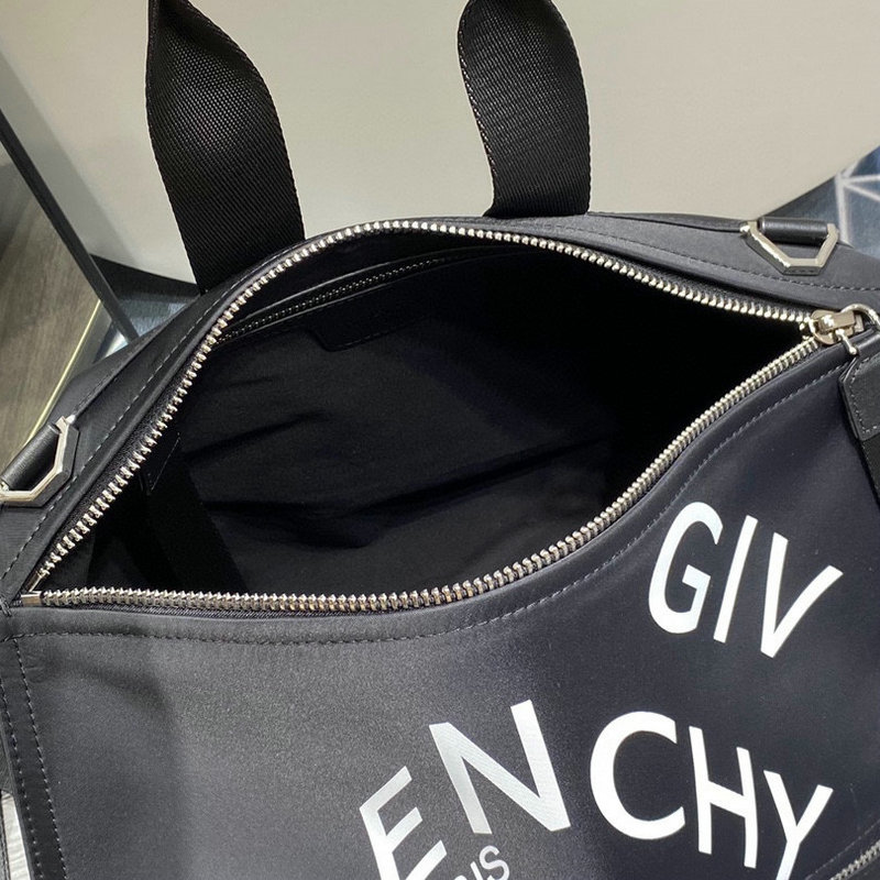 FASH Givenchy Bag 2209SW0068