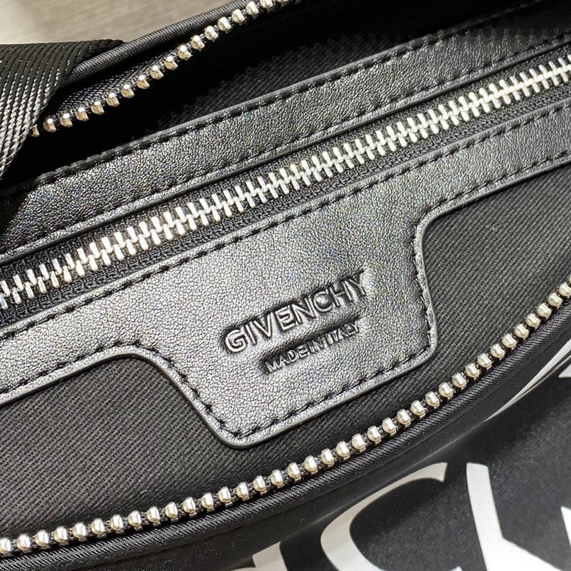 FASH Givenchy Bag 2209SW0068