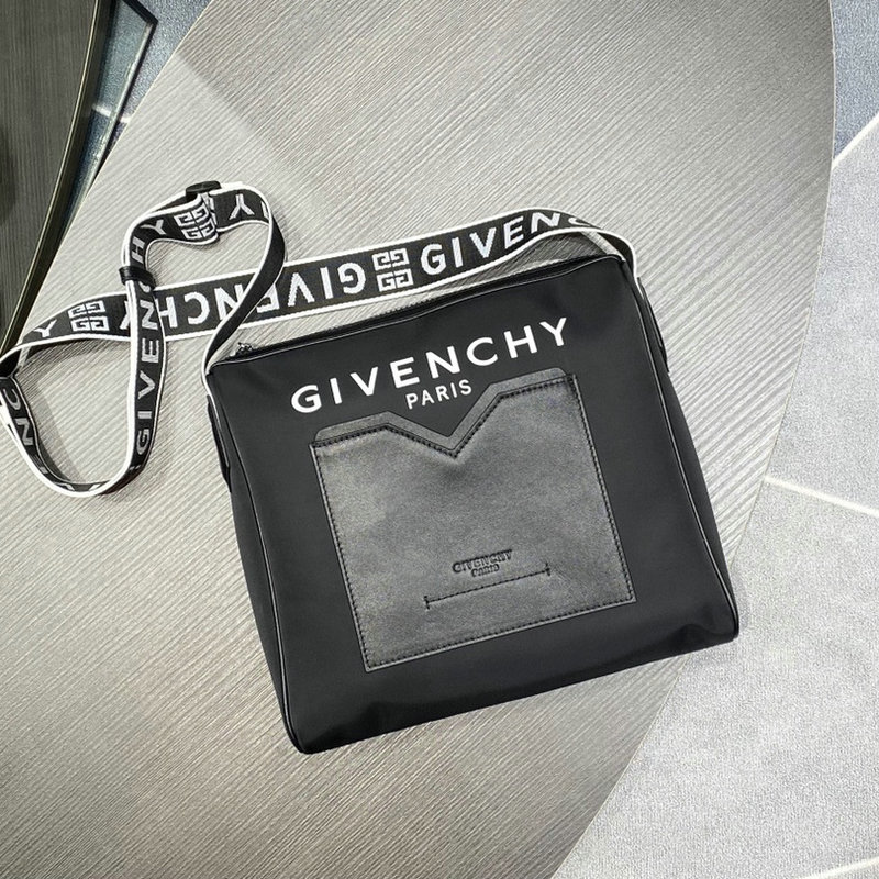 FASH Givenchy Bag 2209SW0069