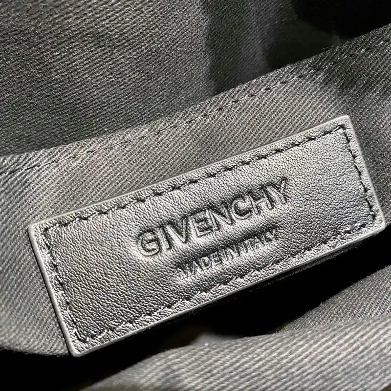 Givenchy Bag 2209SW0069