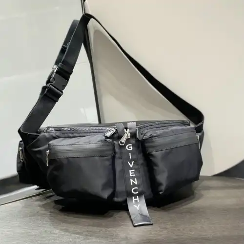 Givenchy Bag 2209SW0071