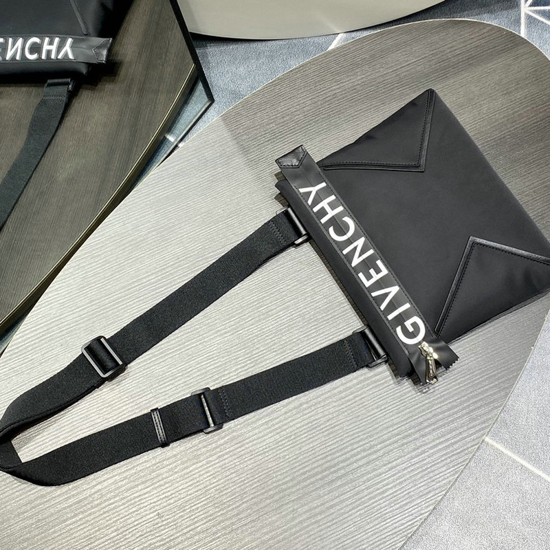 Givenchy Bag 2209SW0072