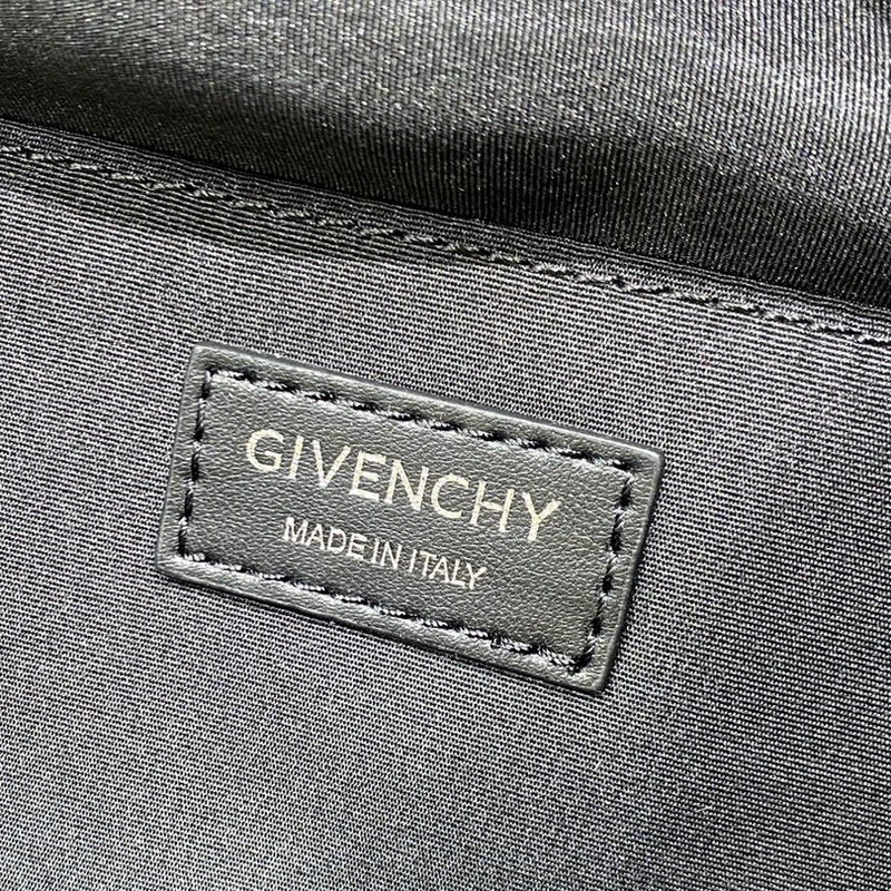 FASH Givenchy Bag 2209SW0073