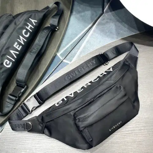 Brother Sam Yupoo Givenchy Bag 2209SW0074