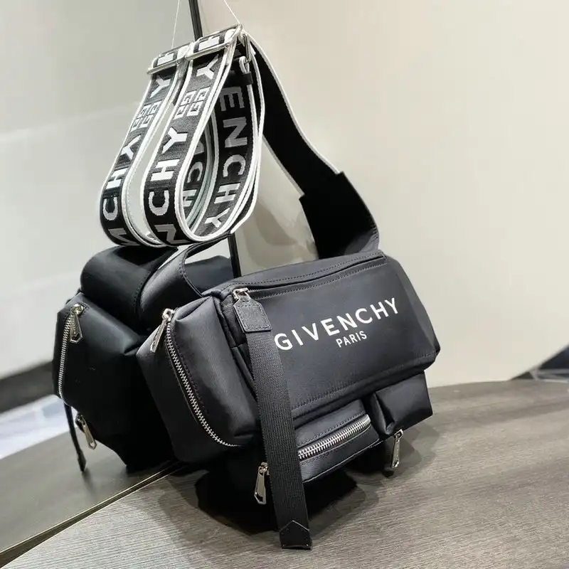 Fashionrepsfam ru Givenchy Bag 2209SW0075