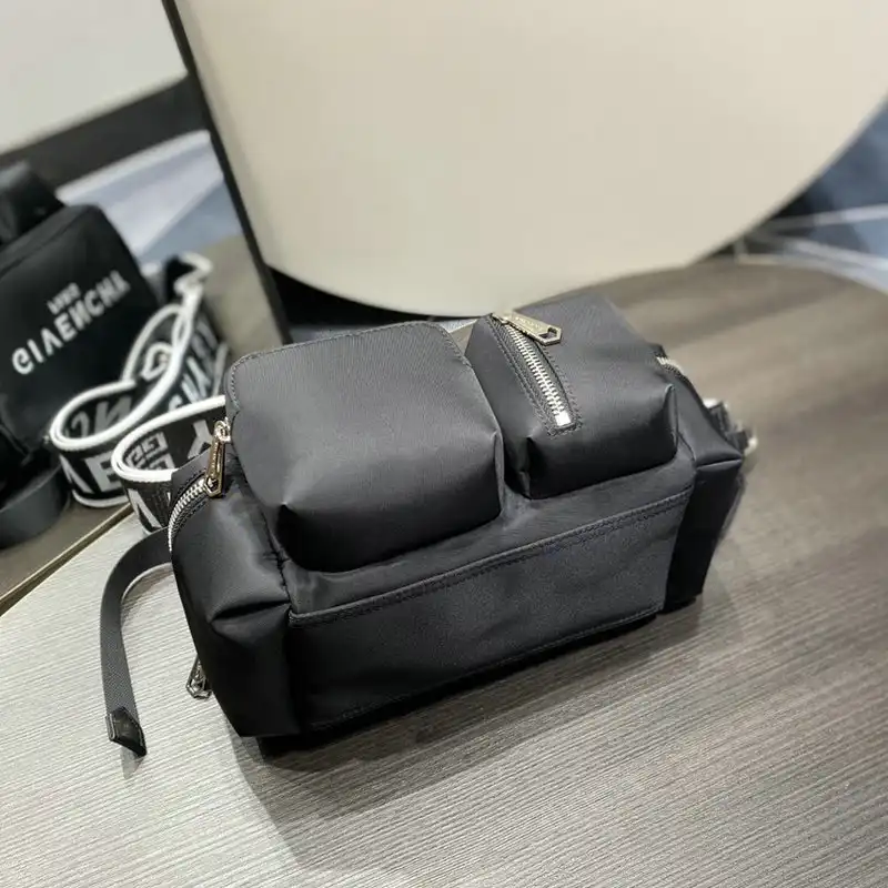 Givenchy Bag 2209SW0075