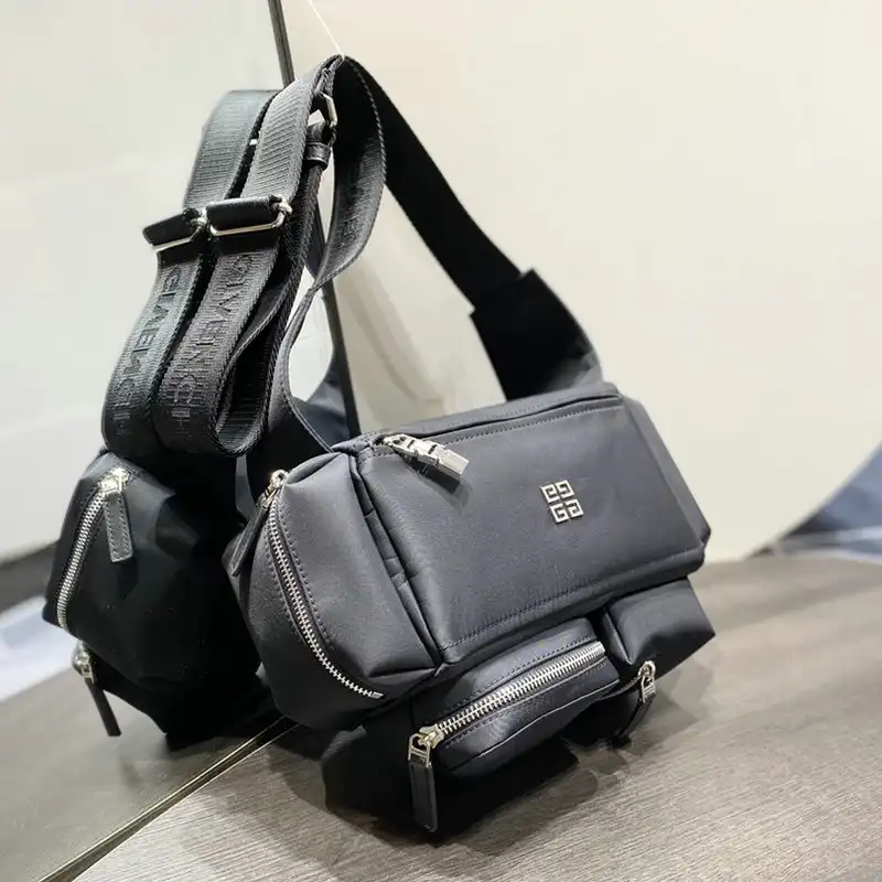 Givenchy Bag 2209SW0076