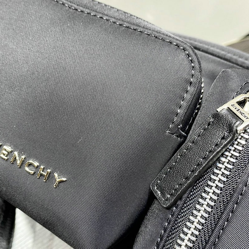 FASH Givenchy Bag 2209SW0076