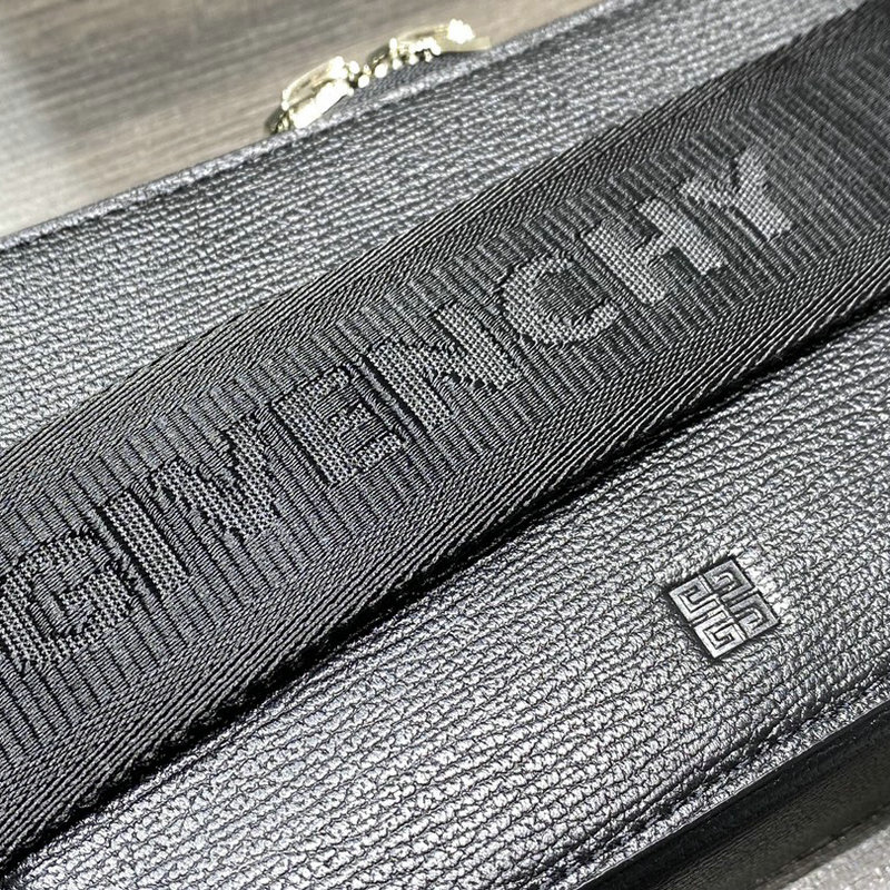 FASH Givenchy Bag 2209SW0078