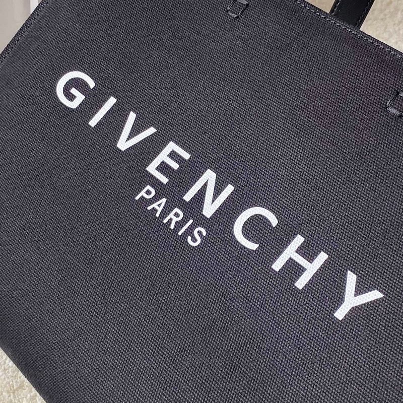 Givenchy Bag 2209SW0081