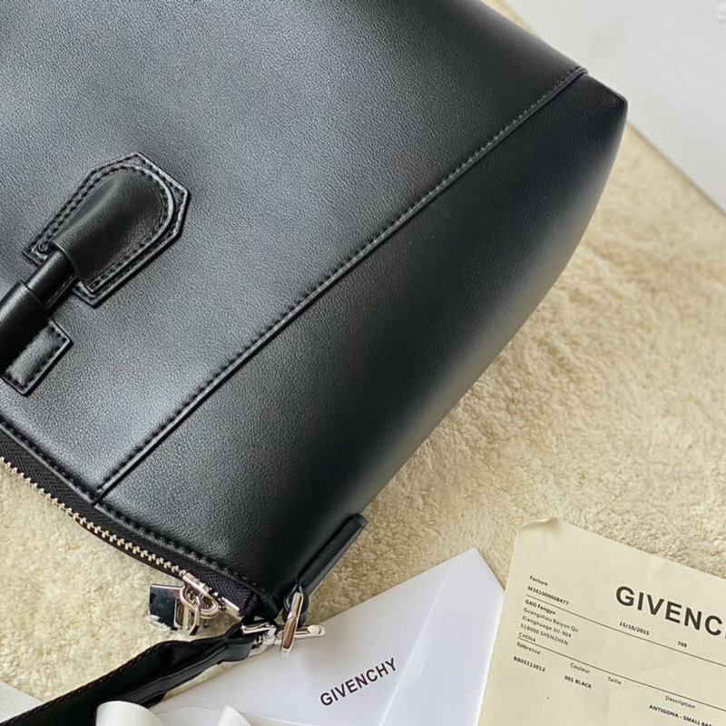 FASH Givenchy Bag 2209SW0086