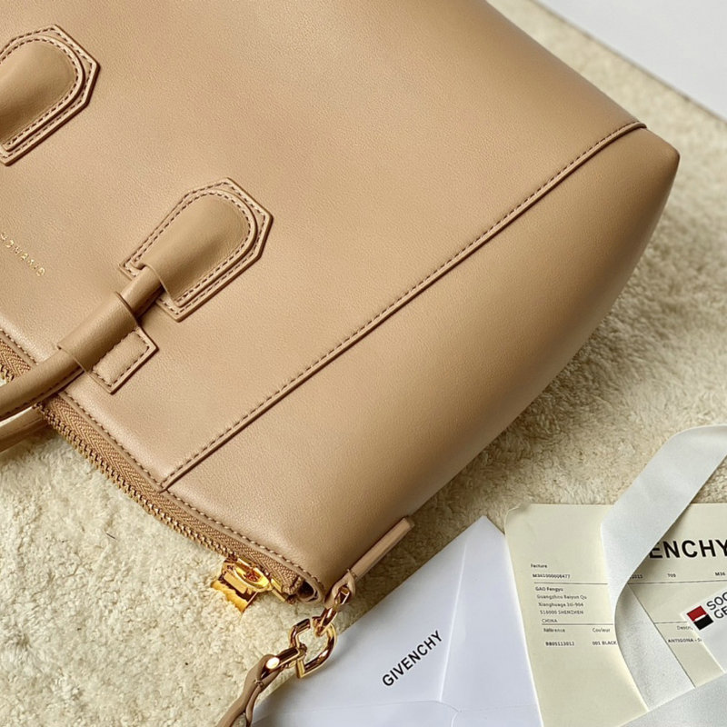 FASH Givenchy Bag 2209SW0088