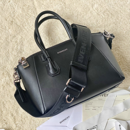 FASH Givenchy Bag 2209SW0089