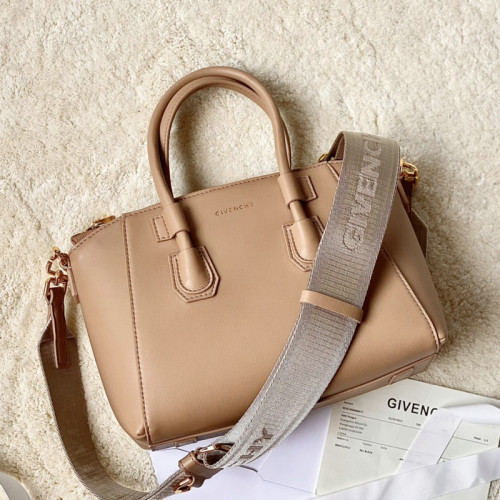 FASH Givenchy Bag 2209SW0091