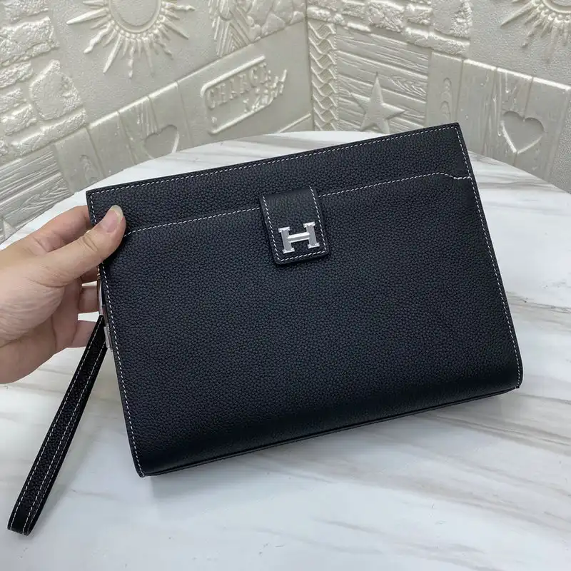 Hermès Bag 2209YZ0002