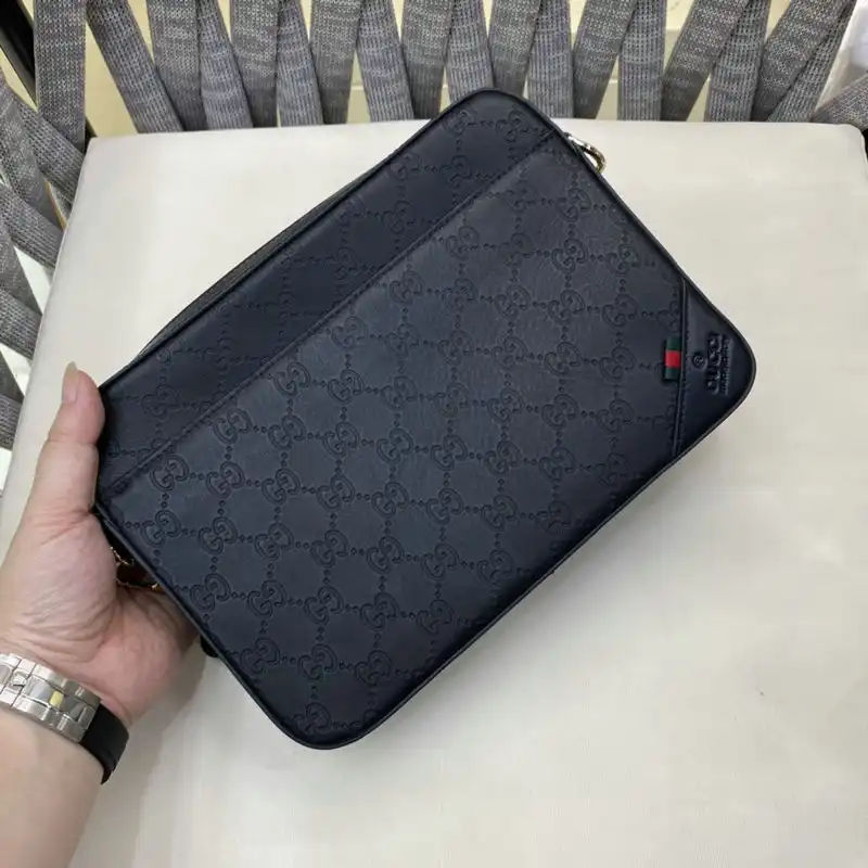 Gucci Bag 2209YZ0003