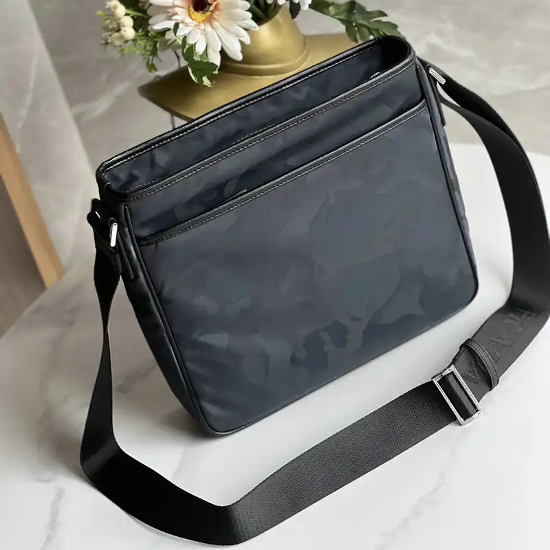 Prada Bag 2209YZ0004