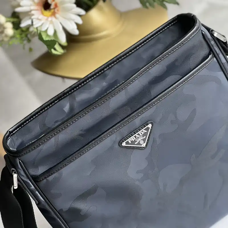 Prada Bag 2209YZ0004