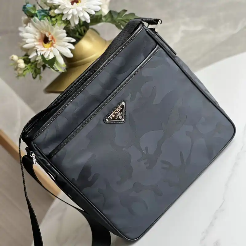 Prada Bag 2209YZ0004