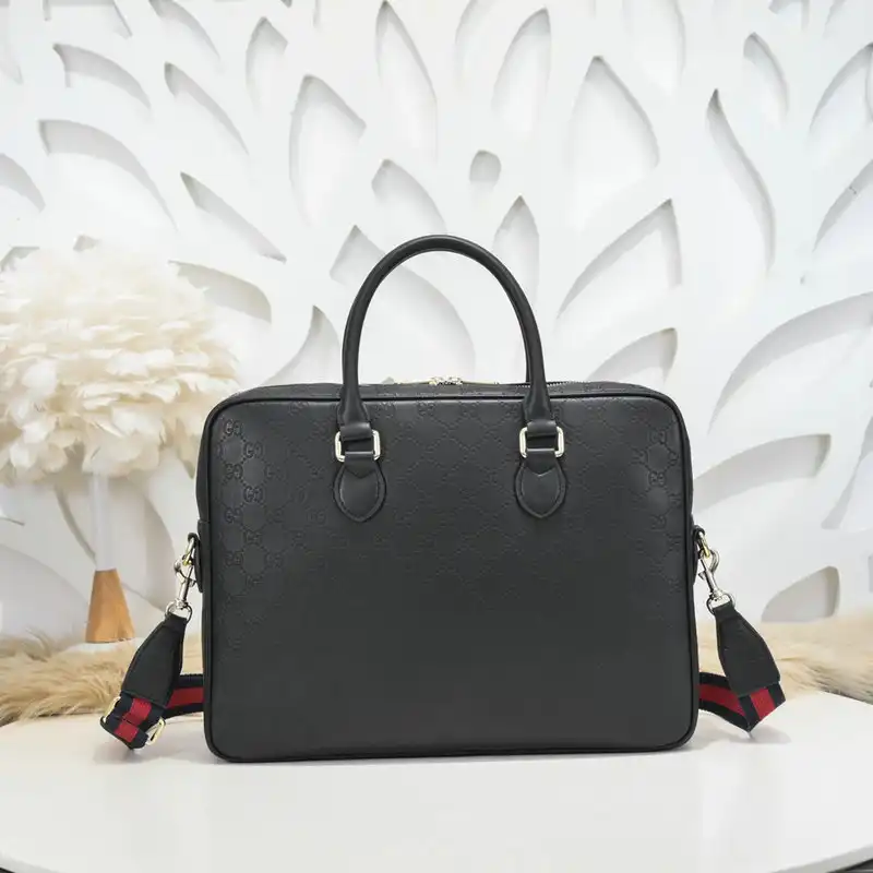 Gucci Bag 2209YZ0007