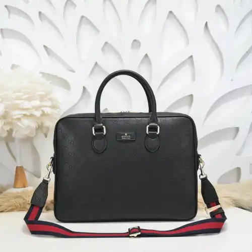 Gucci Bag 2209YZ0007