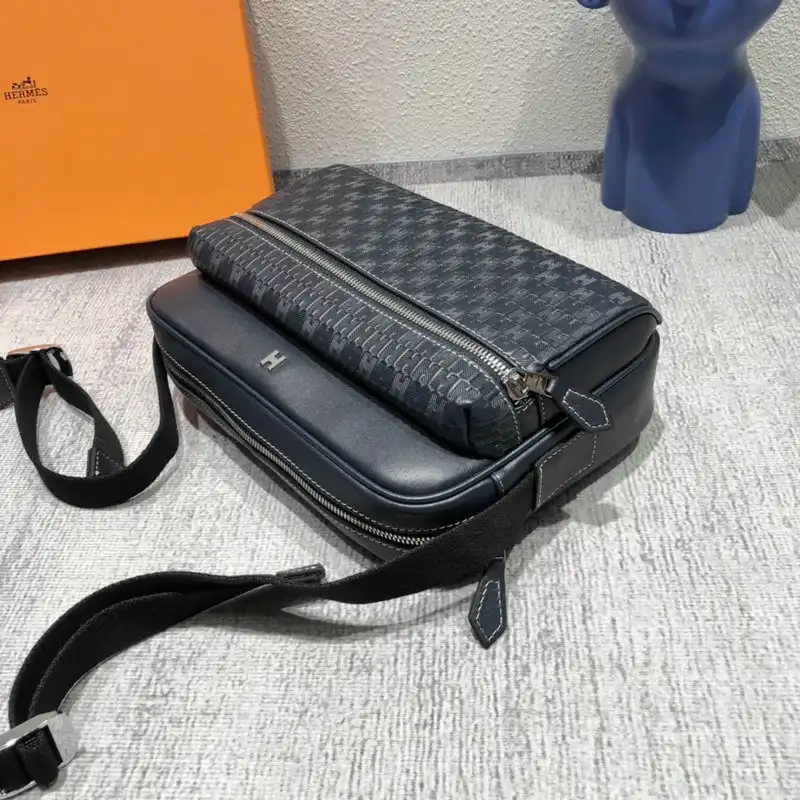 Hermès Bag 2209YZ0016