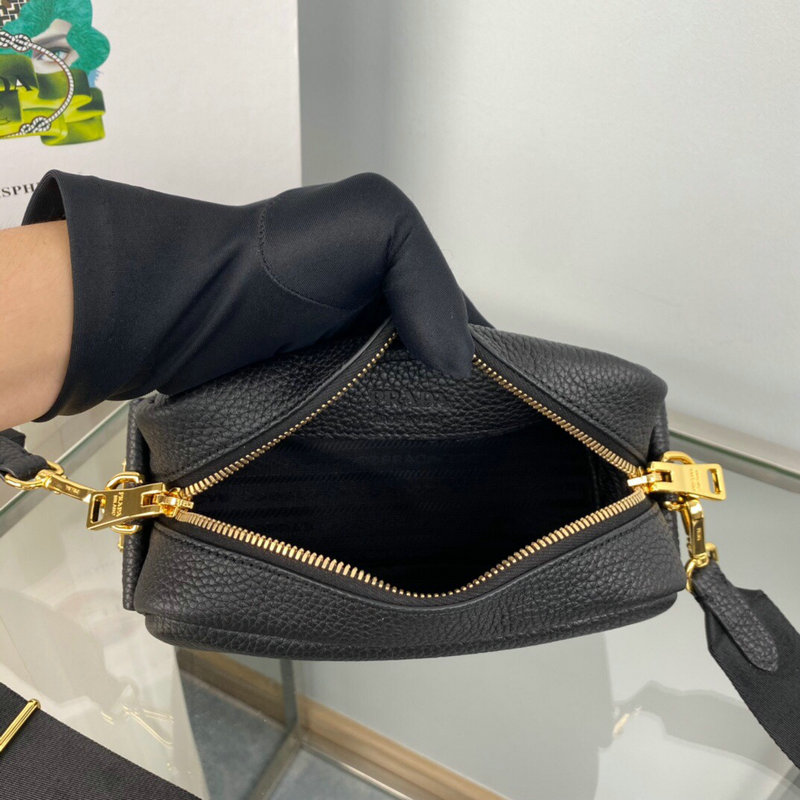 FASH Prada Bag 2209YZ0020