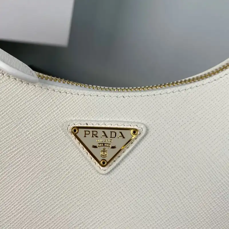 Fashionrepsfam ru Prada Bag 2209YZ0051