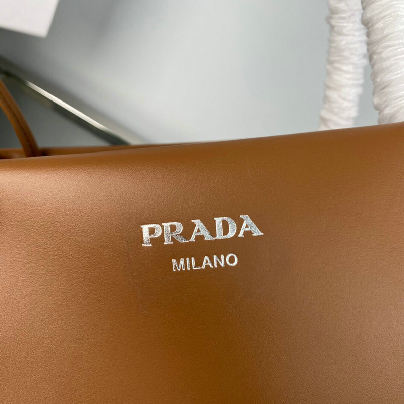 FASH Prada Bag 2209YZ0060