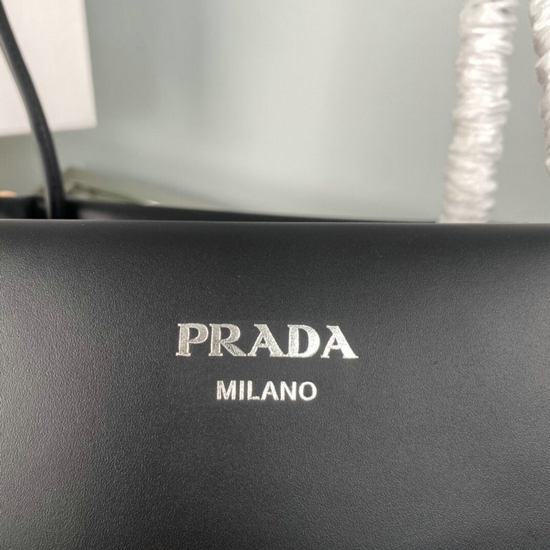 FASH Prada Bag 2209YZ0061