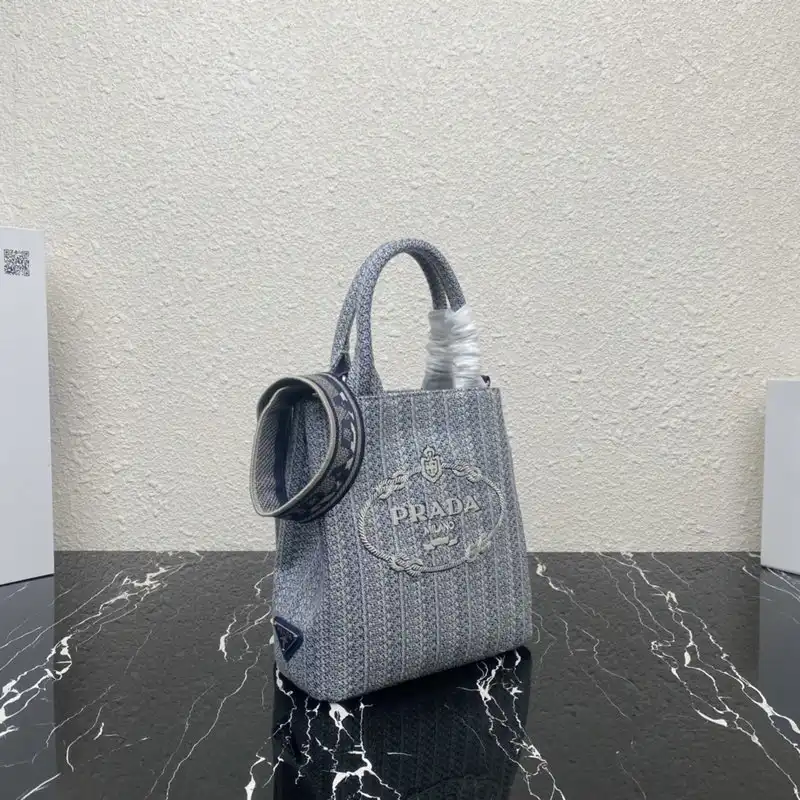 Prada Bag 2209YZ0090